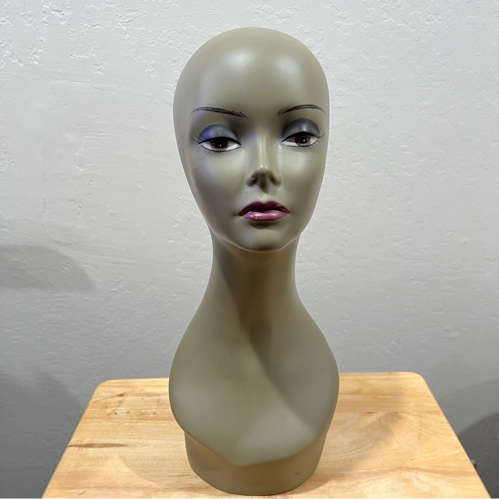 [8] Mannequin Head Plastic Display for Wigs Hats Sunglasses Jewelry